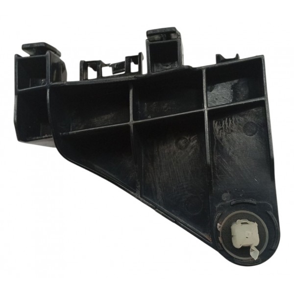 Suporte Guia Parachoque Traseiro Direito Corolla 2016 2017