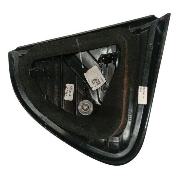 Lanterna Tampa Traseira Direita Renault Captur 1.6 2020 2021
