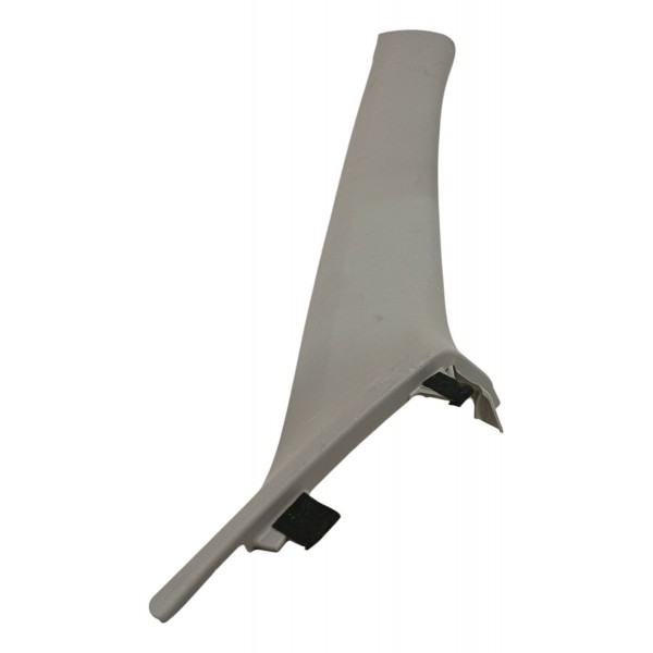 Moldura Acabamento Coluna Direita Toyota Corolla 2016 2017