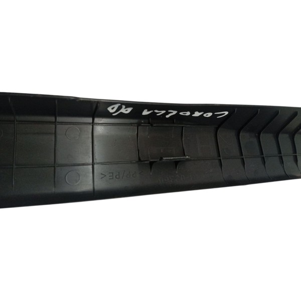 Moldura Soleira Dianteira Direita Toyota Corolla 2016 2017