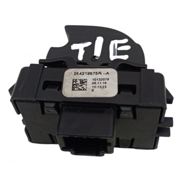 Comando Vidro Elétrico Traseiro Esquerdo Renault Captur 2020