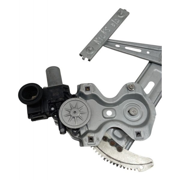 Máquina Vidro Dianteiro Direito Nissan Kicks 1.6 2019 2020