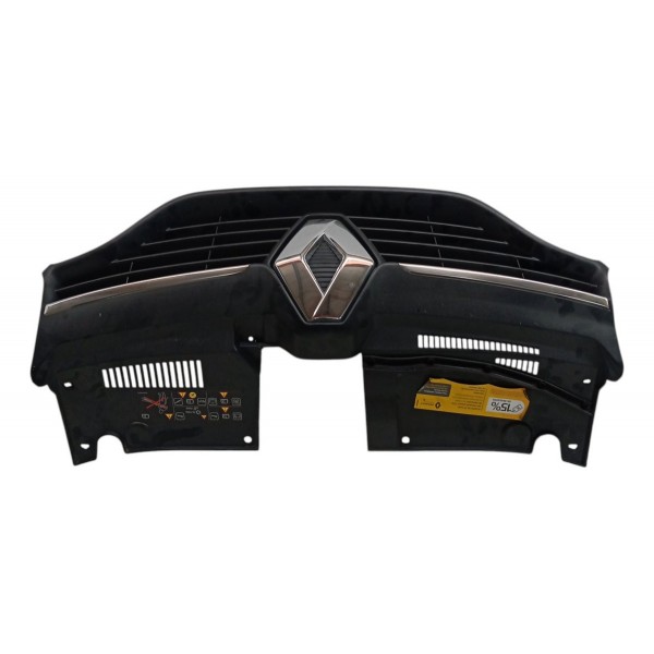 Grade Frontal Parachoque Dianteiro Logan 2016 2017 Detalhe