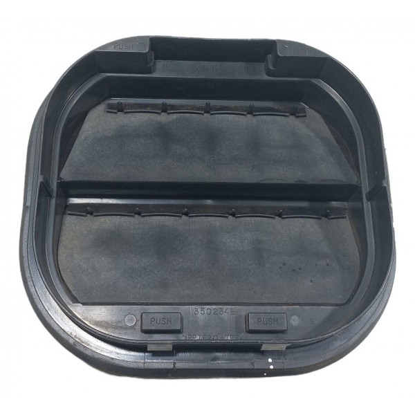 Difusor Saida Ar Traseiro Carroceria Gm Tracker Lt 2019