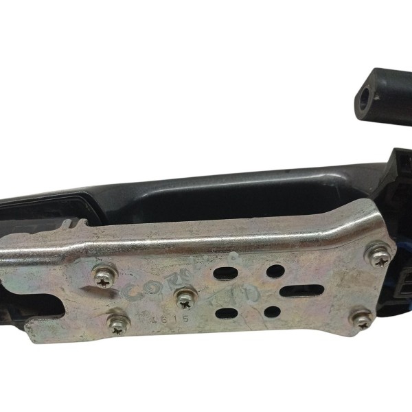 Maçaneta Traseira Direita Toyota Corolla 2016 2017 Detalhe