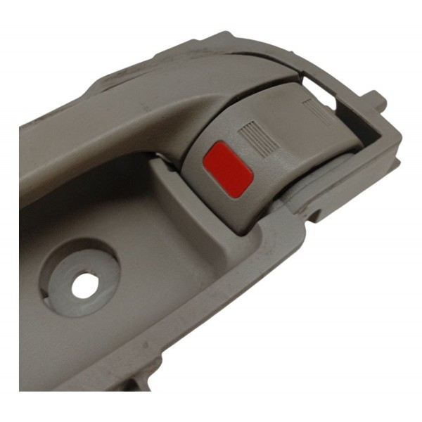 Maçaneta Interna Dianteira Esquerda Toyota Corolla 2016 2017