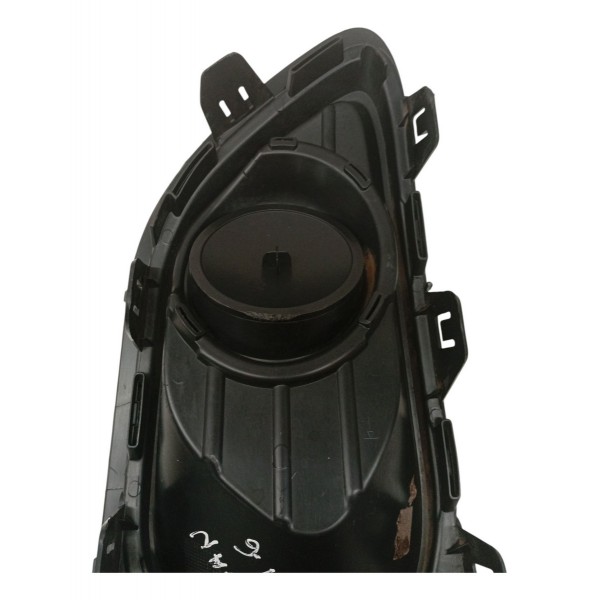 Moldura Farol Milha Esquerdo Renault Logan 2016 2017 Detalhe