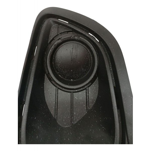 Moldura Farol Milha Esquerdo Renault Logan 2016 2017 Detalhe