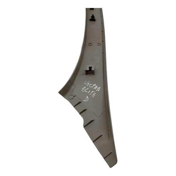 Moldura Coluna Parabrisa Direita Gm Vectra Elite 2007 2008