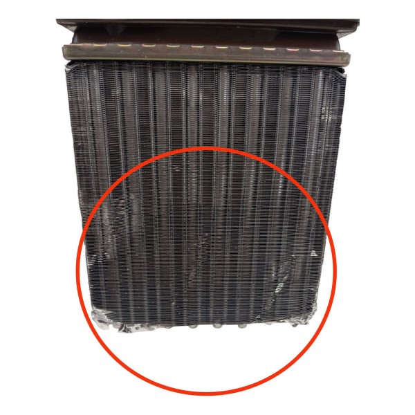 Radiador Ar Quente Renault Logan 1.6 2016 2017 Detalhe