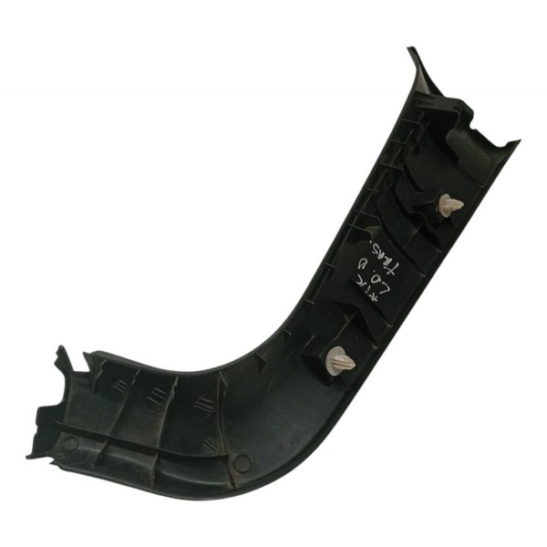 Moldura Esquerda Tampa Traseira Mitsubishi Airtrek 2007 2008