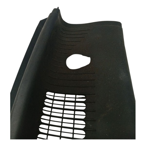 Grade Churrasqueira Esquerda Chevrolet Celta 2004 2005