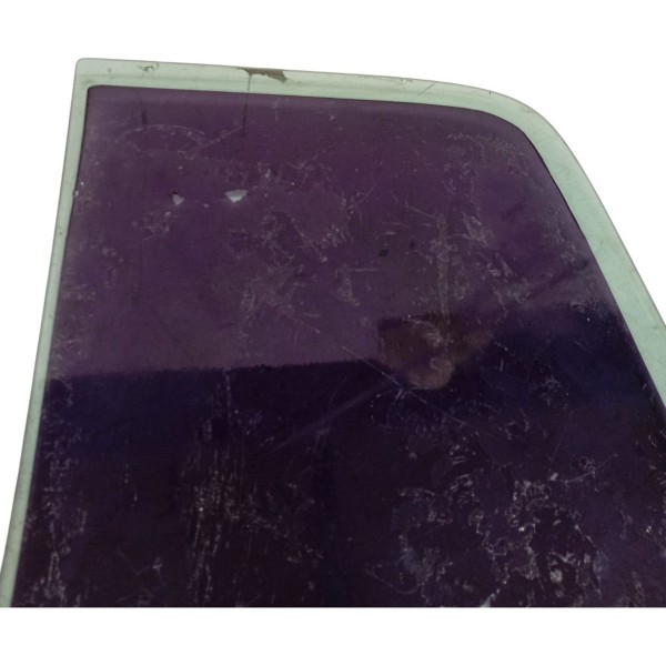 Vidro Fixo Traseiro Direito C/borracha Renault Clio 2002