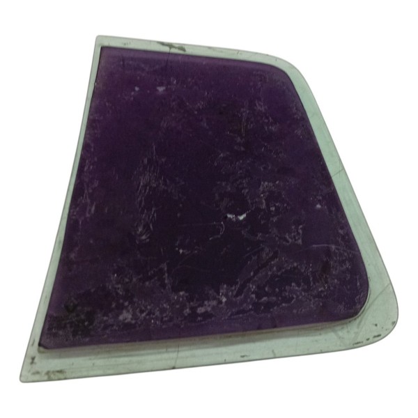 Vidro Fixo Traseiro Direito C/borracha Renault Clio 2002