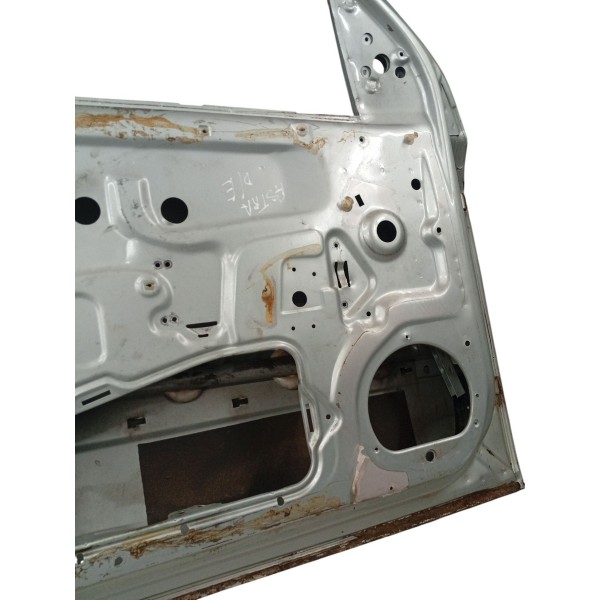 Porta Dianteira Esquerda Chevrolet Astra 2005 Detalhe