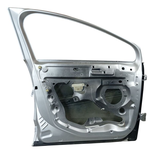 Porta Dianteira Esquerda Peugeot 3008 2011 Detalhe