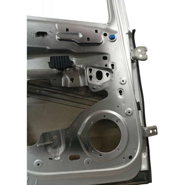 Porta Traseira Esquerda Peugeot 3008 2011 Detalhe