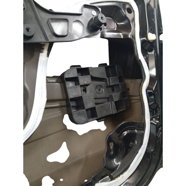 Porta Dianteira Direita Citroen C4 Picasso 2.0 2009 Detalhe