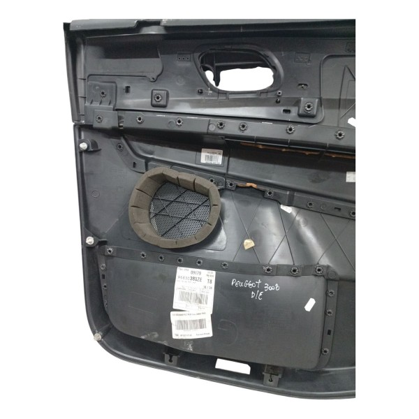 Forro Porta Dianteira Esquerdo Peugeot 3008 2011 Detalhe