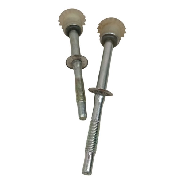 Parafuso Ajuste Farol Chevrolet Tracker 2024