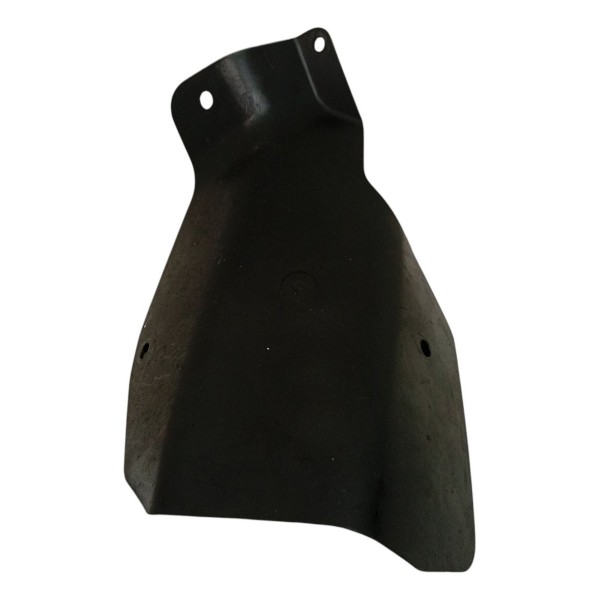 Moldura Protecao Tanque Combustivel Mitsubishi Airtrek 2006