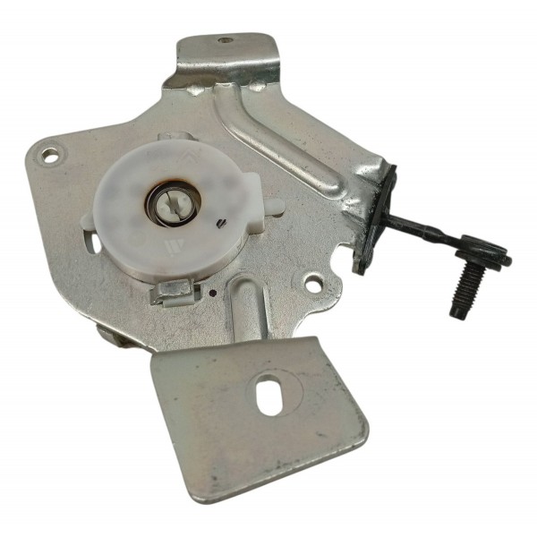 Mola Tampa Traseira Esquerda Peugeot 3008 2011 2012 2013