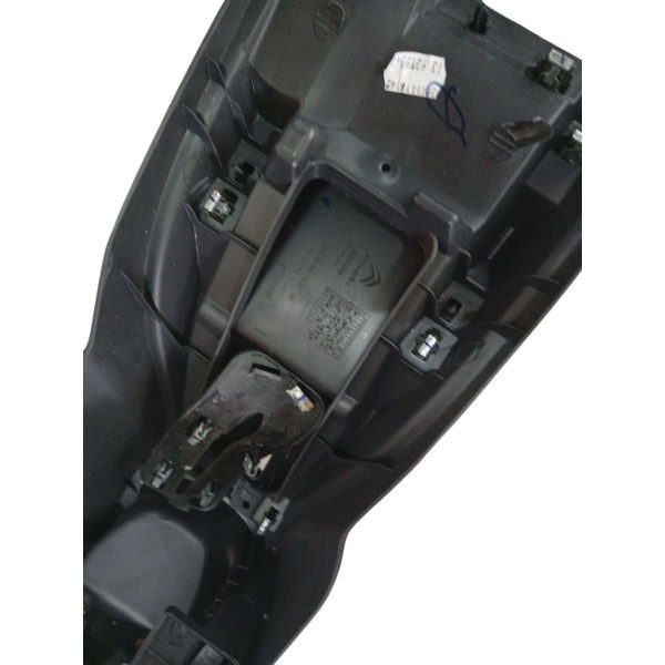 Moldura Console Central Citroen C3 2015 Detalhe