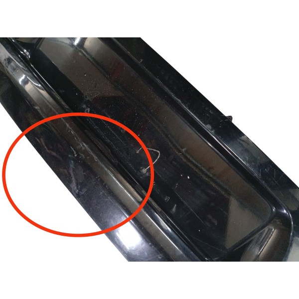 Friso Placa Tampa Traseiro Citroen C4 Picasso 2009 Detalhe