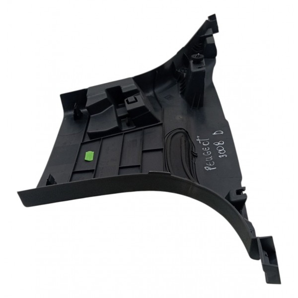 Moldura Coluna Lateral Direita Peugeot 3008 2011
