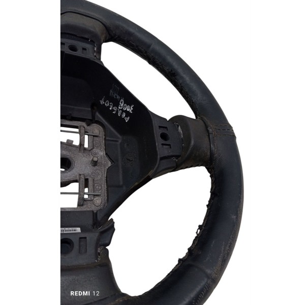 Volante Direção Peugeot 3008 1.6 2011 Detalhe