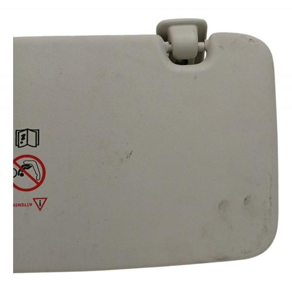 Quebra Sol Direito Peugeot 3008 2011