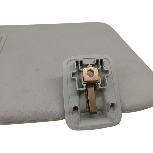 Quebra Sol Direito Peugeot 3008 2011