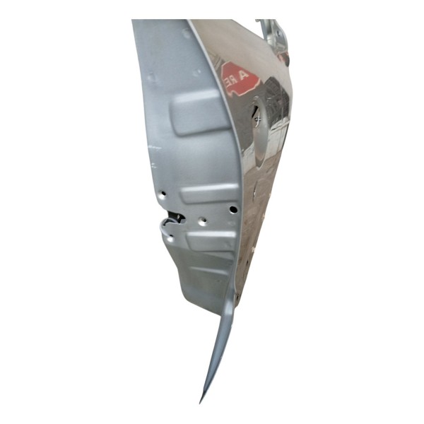 Porta Dianteira Direita Peugeot 207 Detalhe