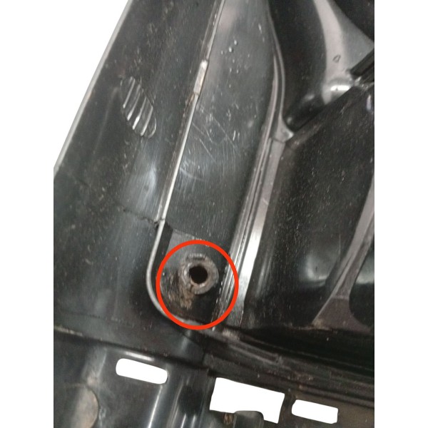 Lanterna Traseira Esquerda Volkswagen Gol G4 2006 Detalhe