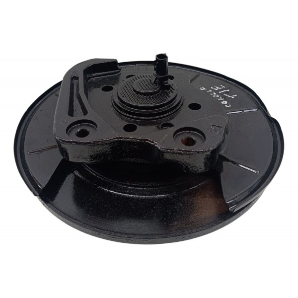 Montante Cubo Traseiro Esquerdo Toyota Corolla 2.0 2016