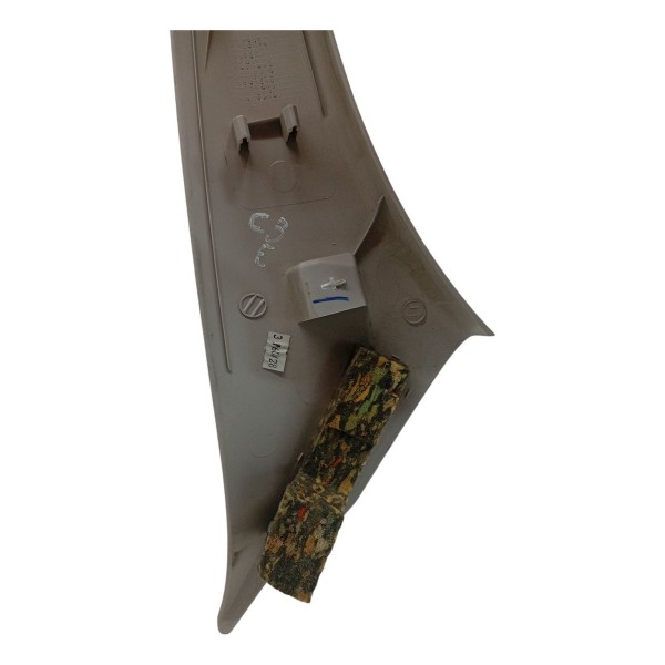 Moldura Parabrisa Esquerda Original Citroen C3 2018 Detalhe