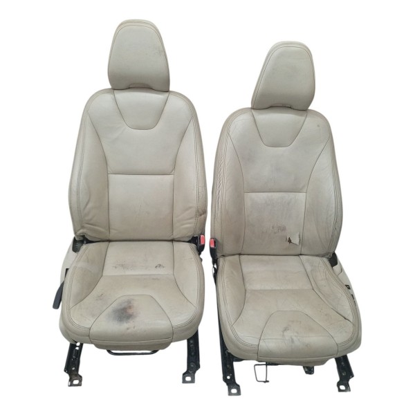 Jogo Banco Couro Volvo Xc60 2.0 Confort Detalhe
