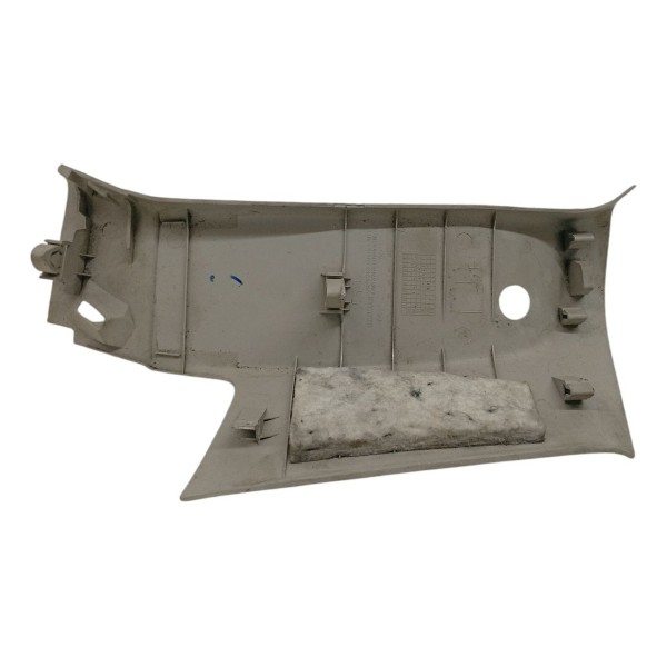 Acabamento Coluna Traseira Esquerda Citroen Megane 2010