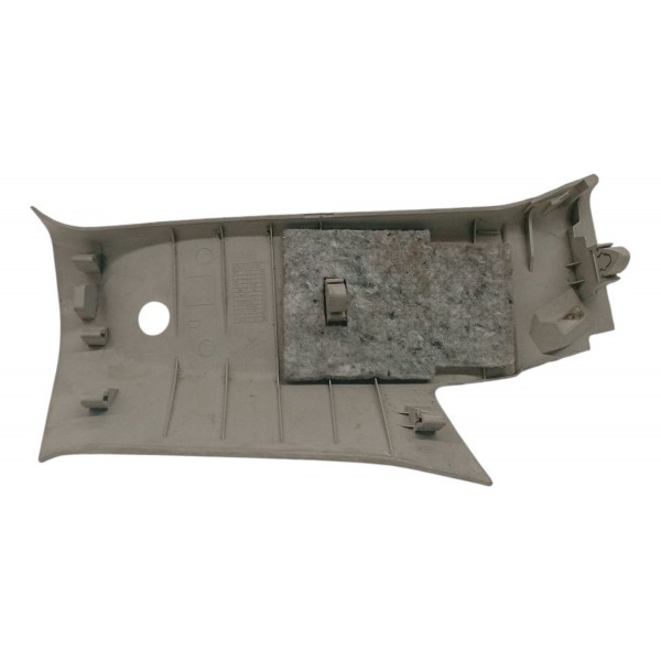 Acabamento Coluna Traseira Direito Citroen Megane 2010