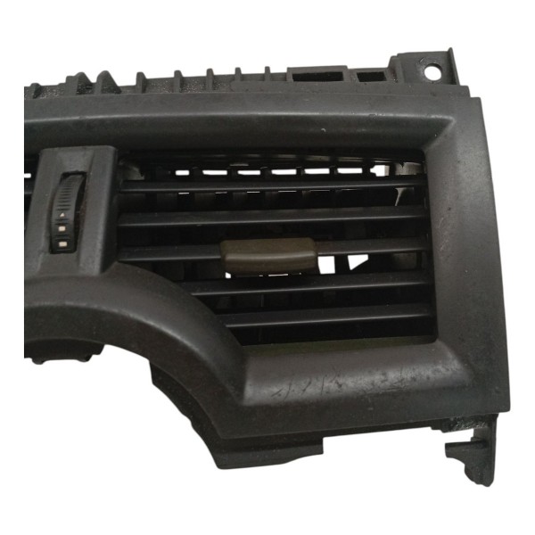 Difusor Painel Central Renault Megane 2009 Detalhe