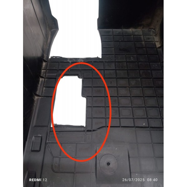 Suporte Caixa Bateira Citroen C4 Picasso 2009 Detalhe