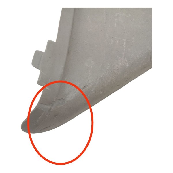 Moldura Traseira Direita Volkswagen Gol G3 2003 Detalhe