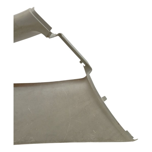 Moldura Traseira Esquerda Volkswagen Gol G3 2003 Detalhe