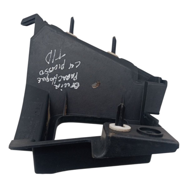 Guia Parachoque Traseiro Direito C4 Picasso 2009