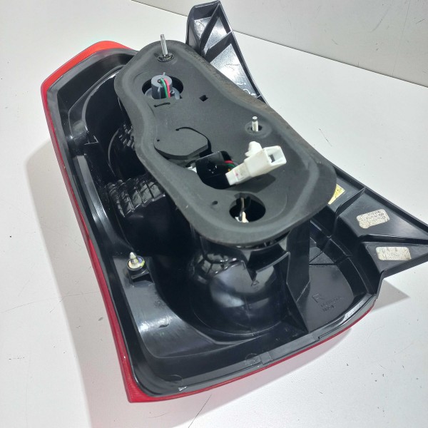 Lanterna Traseira Direita Toyota Etios 1# Direito