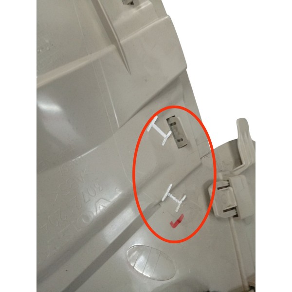 Moldura Forro Esquerdo Porta Malas Volvo Xc60 2012 Detalhe