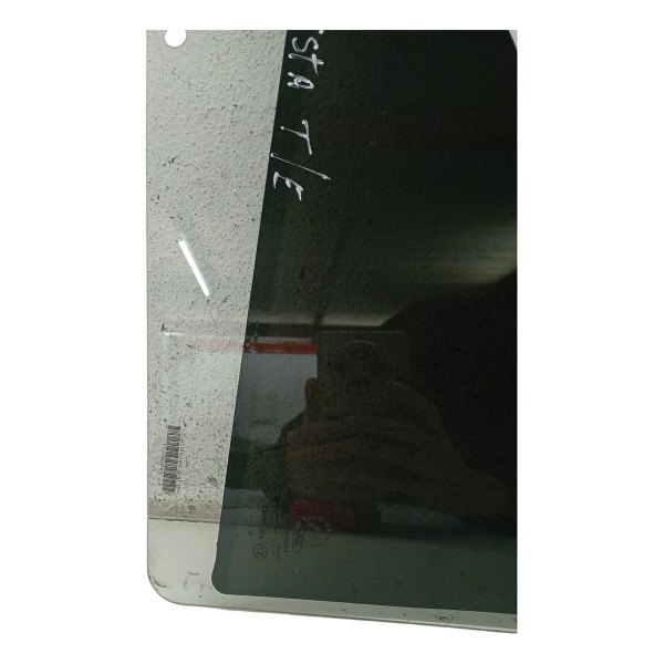 Vidro Porta Traseira Esquerda Ford Fiesta 2013