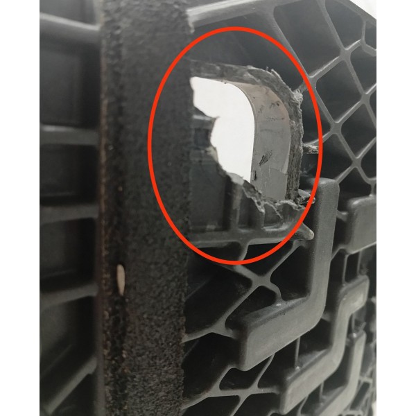 Moldura Suporte Bateria Volvo Xc60 2.0 T5 2012