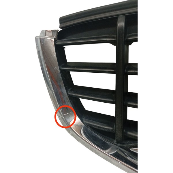 Grade Dianteira Emblema Volvo Xc60 T5 2012 Detalhe