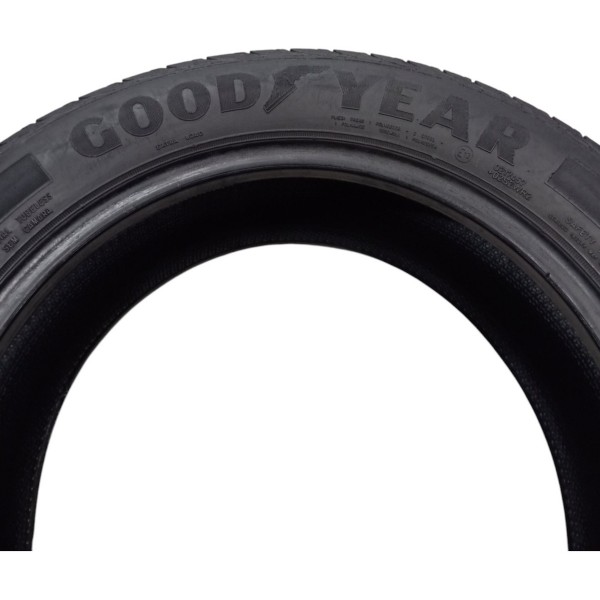Pneu 185/60/r15 Goodyear  Eagle Sport A8
